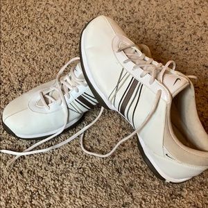 Women’s Nike Golf Shoe Size 8 1/2